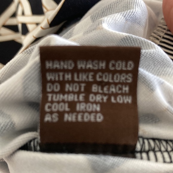 J. McLaughlin XL Tunic Black, Cream, and Tan with Button Front and 3/4 Sleeves - Picture 8 of 8